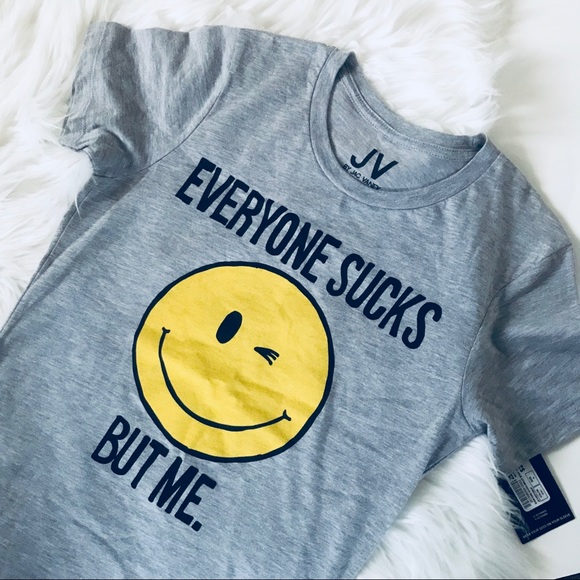 SOLD ON MERCARI EVERYONE SUCKS BUT ME  grey tshirt - Picture 7 of 7